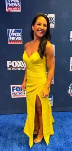 Emily Compagno Height 